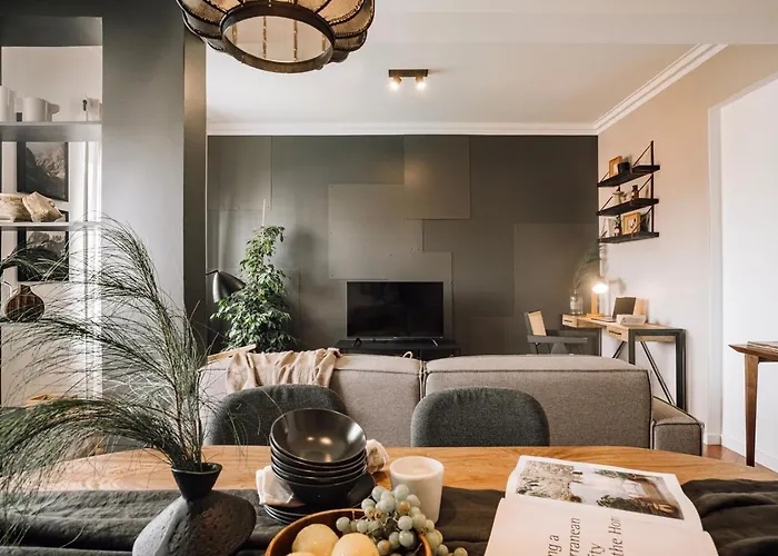 Sabarros - 2 Bedrooms In Alvalade Lägenhet *