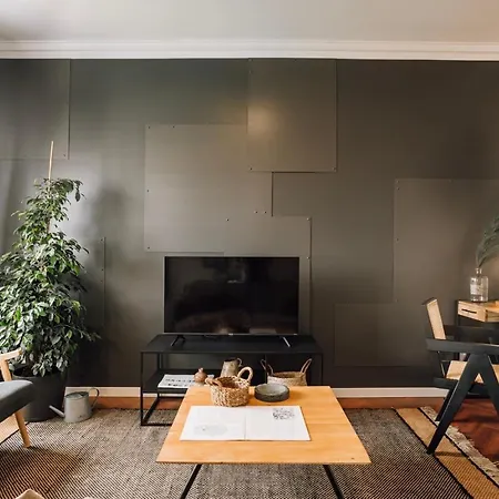 Sabarros - 2 Bedrooms In Alvalade Apartament *