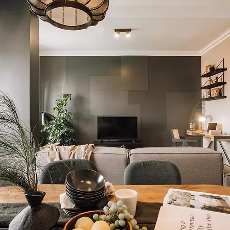 Sabarros - 2 Bedrooms In Alvalade Daire *
