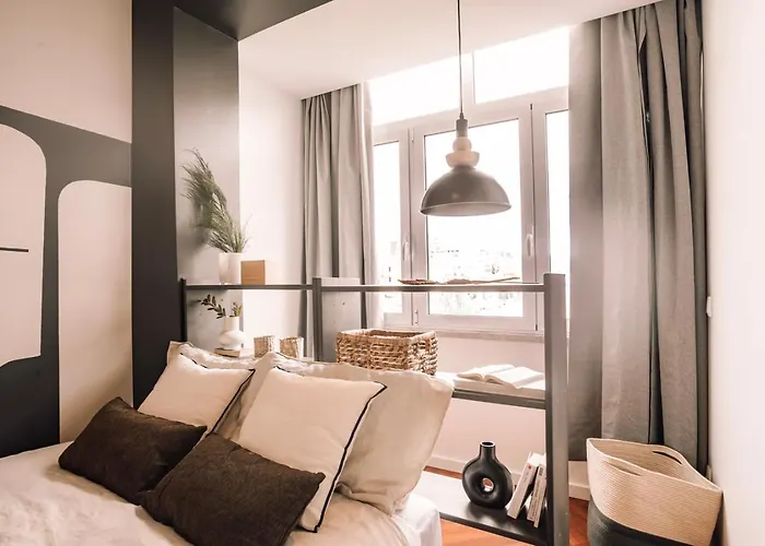 Sabarros - 2 Bedrooms In Alvalade