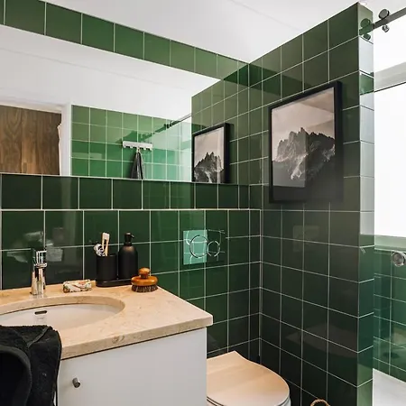Apartament Sabarros - 2 Bedrooms In Alvalade Lizbona