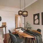 Apartamento Sabarros - 2 Bedrooms In Alvalade